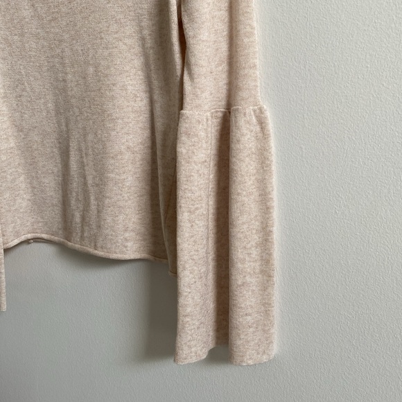 John + Jenn Bell Sleeve Crewneck Sweater Size Small - Picture 3 of 5